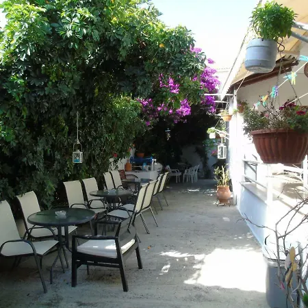 Casa de hóspedes Iliada *